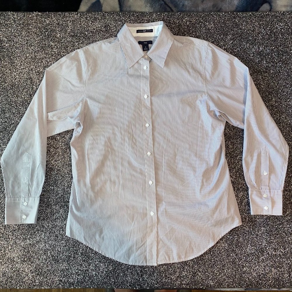 Gap Women's Fitted Stripped Button Long Sleeve Shirt Size 16